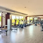 Luxe Spacious 1 Bedroom Apartment